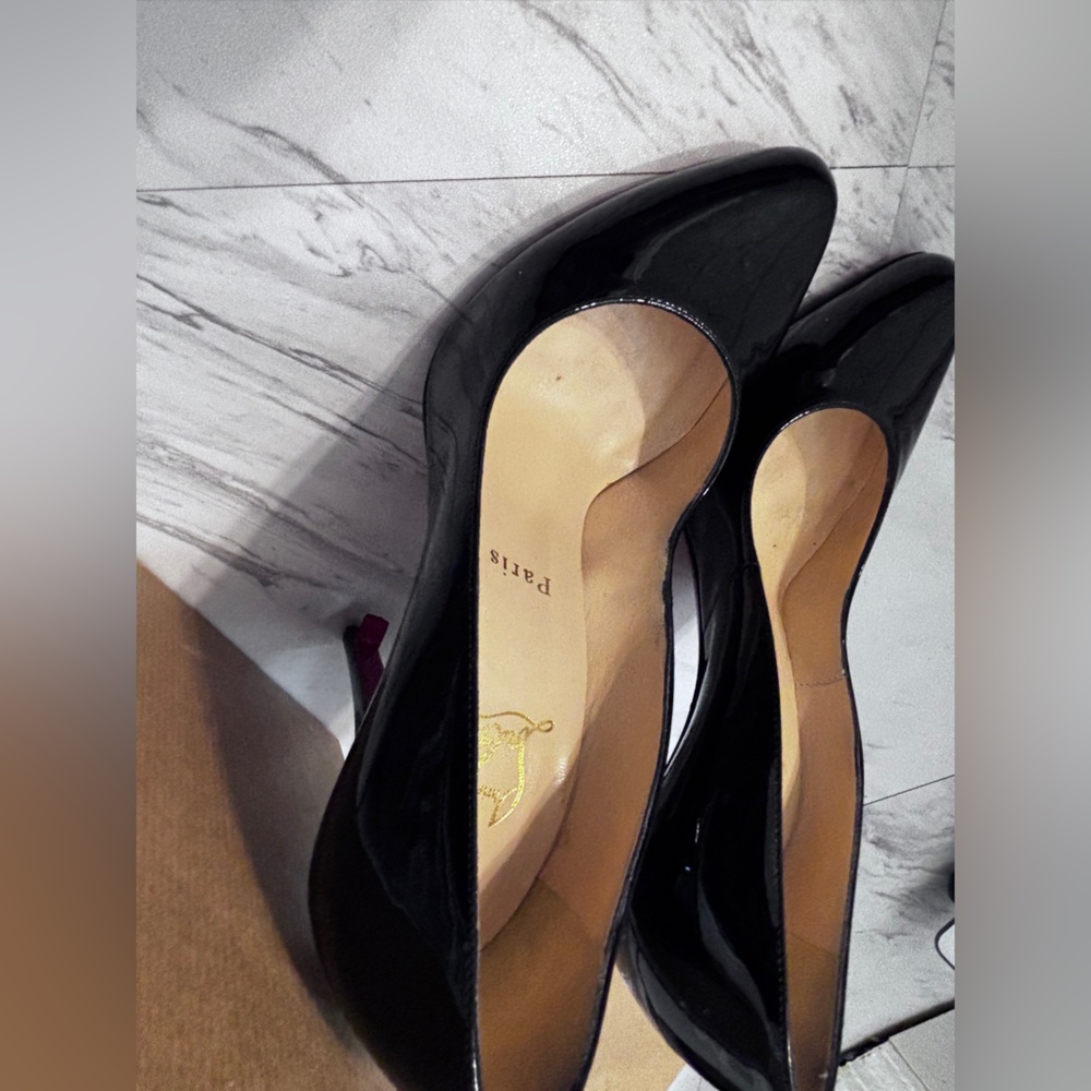 Christian Louboutin Red bottom black heels with box Size: 9 - Picture 13 of 13